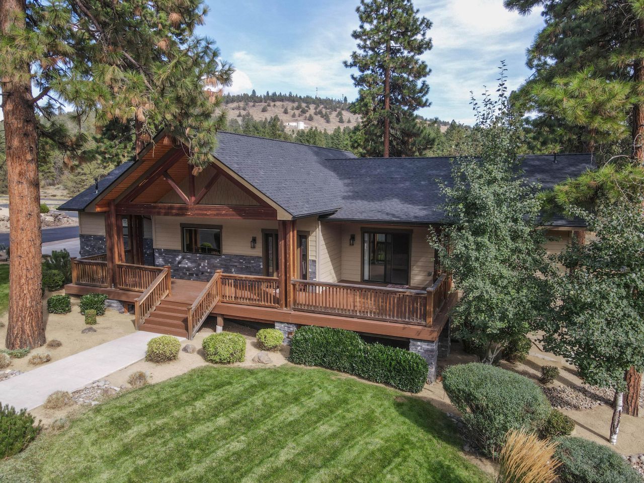 1073 Timber Ridge Loop Klamath Falls, OR 97601