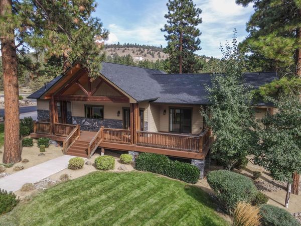 1073 Timber Ridge Loop, Klamath Falls, OR 97601