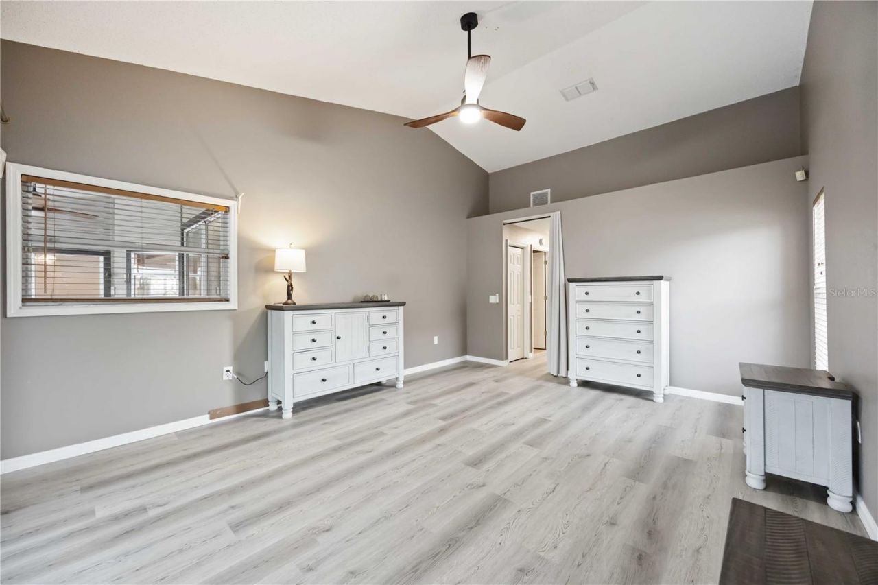 4518 Dover Street Circle E, Bradenton, FL 34203 Photo