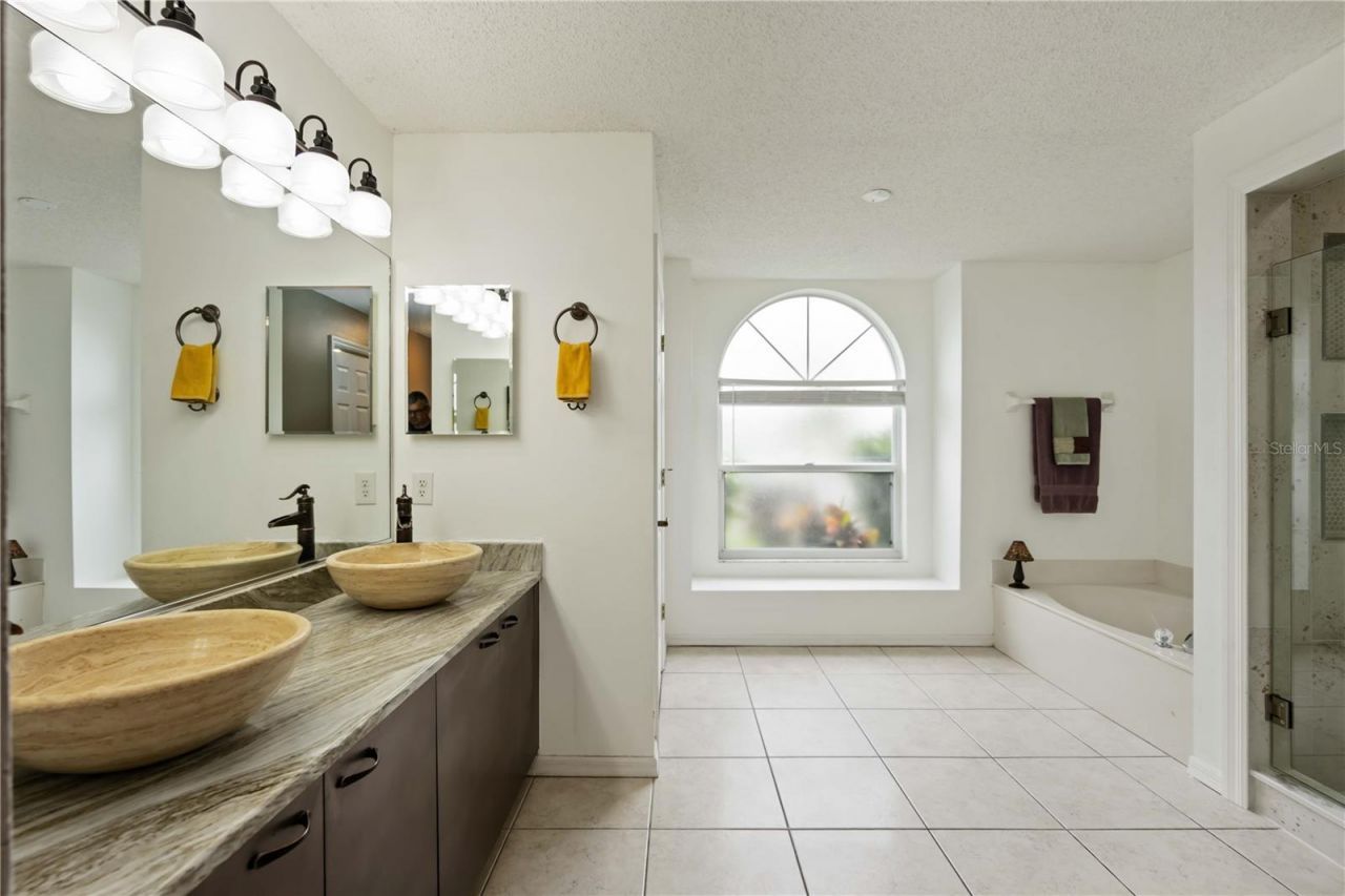 4518 Dover Street Circle E, Bradenton, FL 34203 Photo