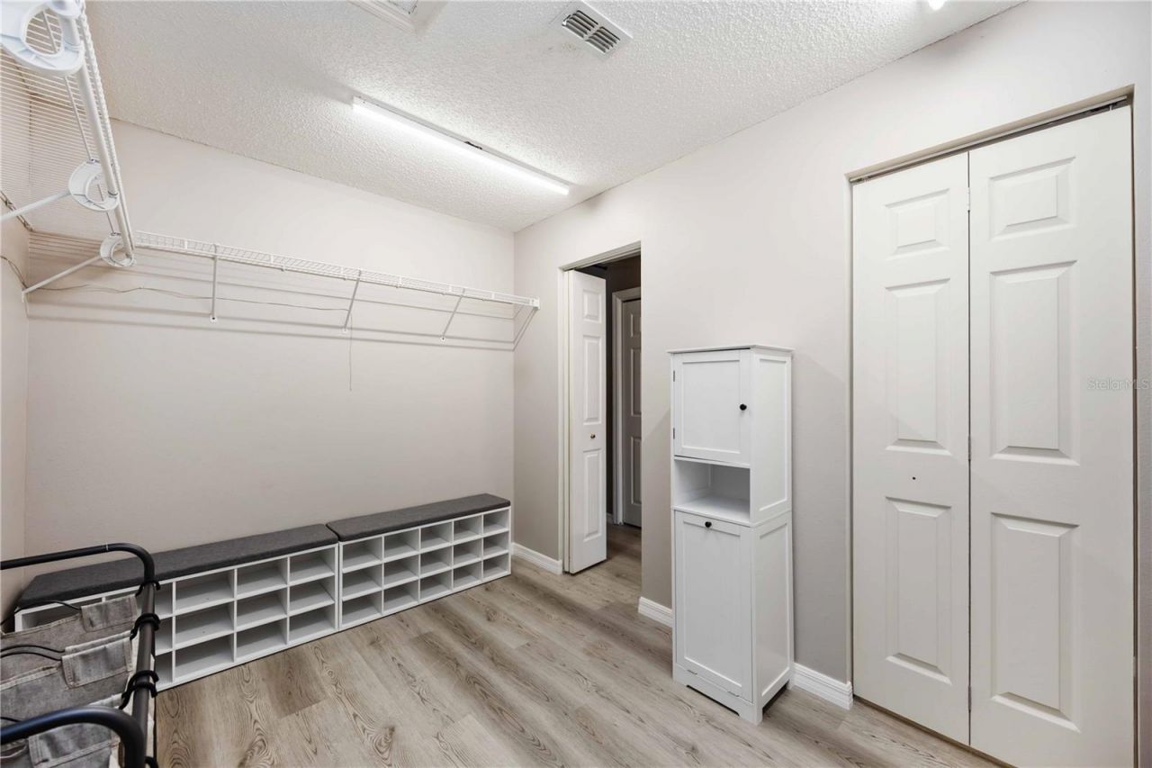 4518 Dover Street Circle E, Bradenton, FL 34203 Photo