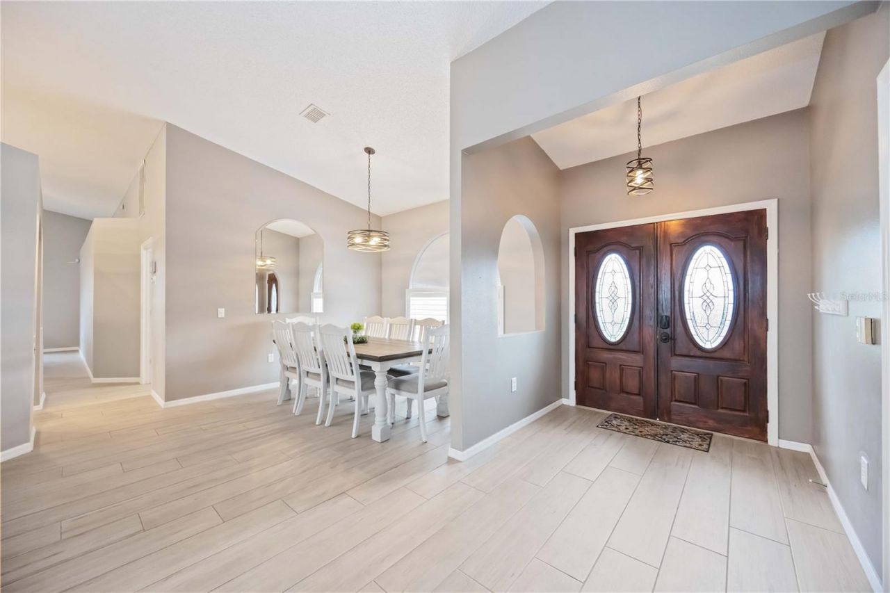 4518 Dover Street Circle E, Bradenton, FL 34203 Photo