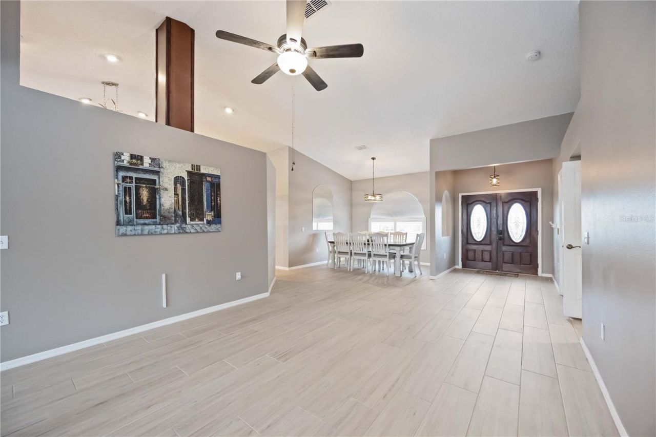 4518 Dover Street Circle E, Bradenton, FL 34203 Photo