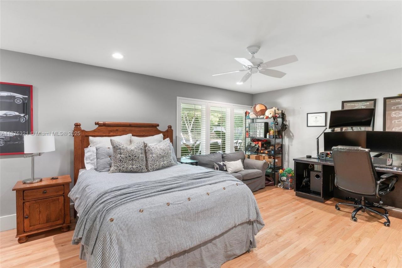 451 Ridge Rd, Coral Gables, FL 33143 Photo