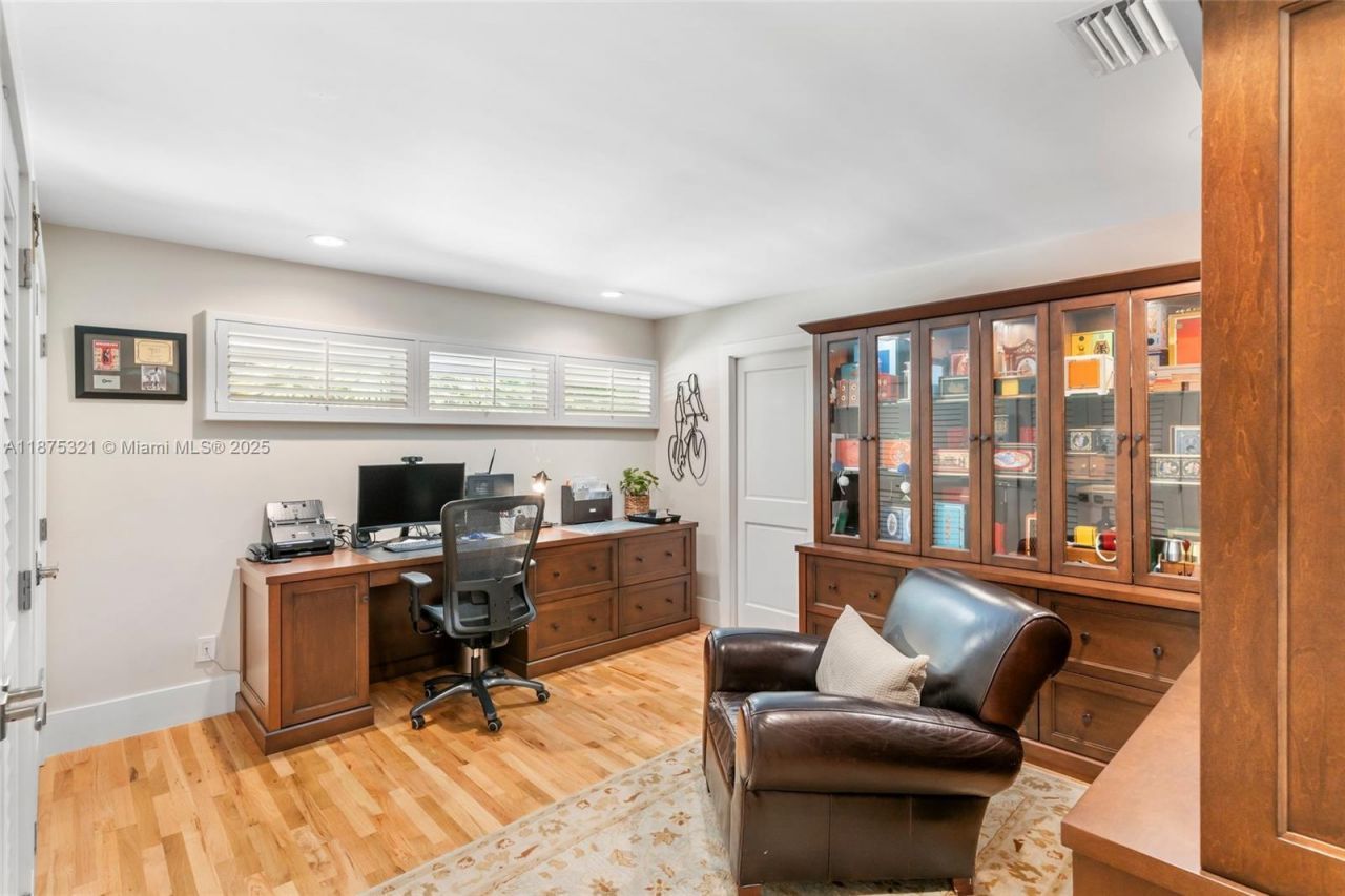 451 Ridge Rd, Coral Gables, FL 33143 Photo