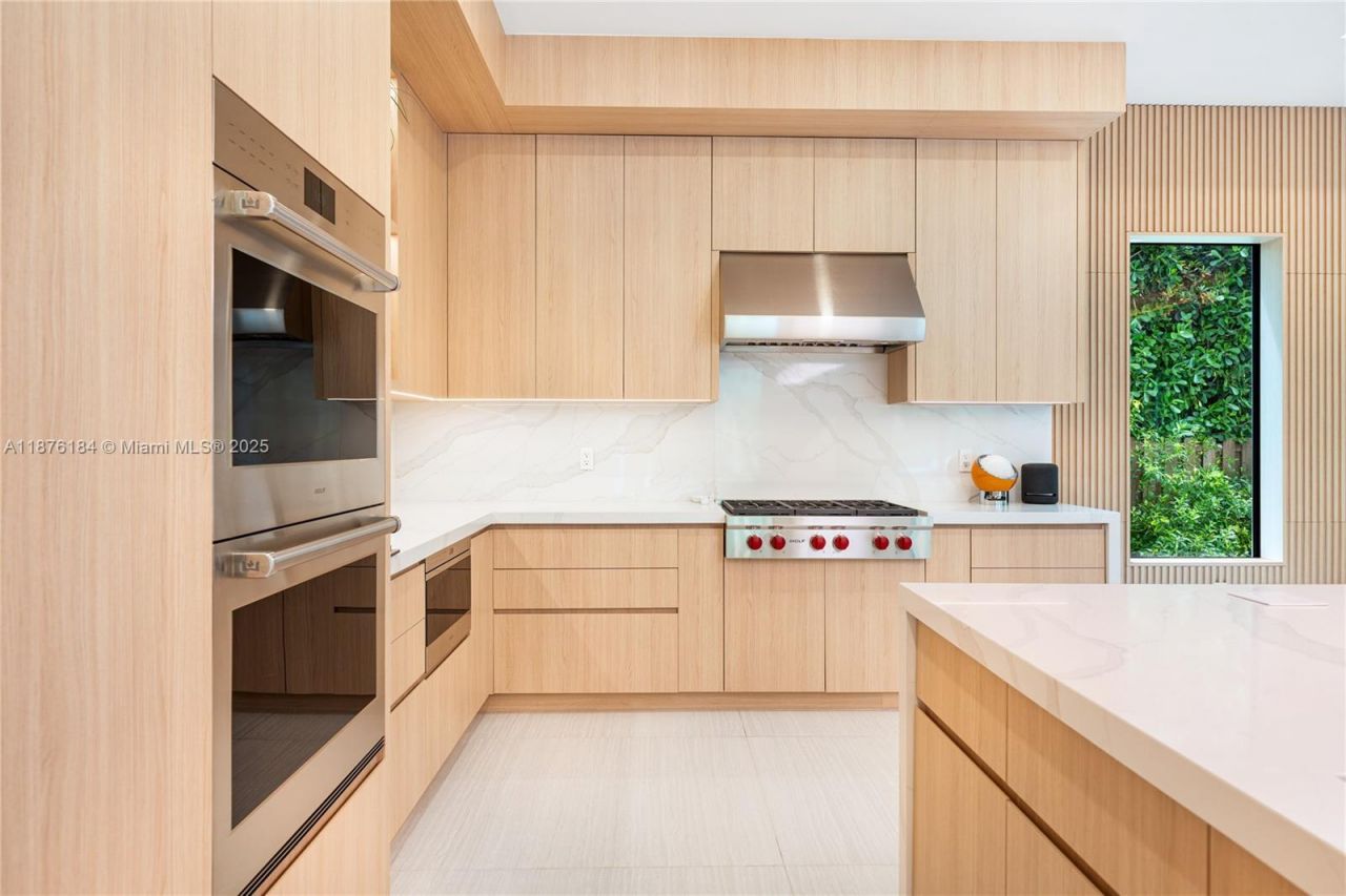 12820 SW 80th Ave, Pinecrest, FL 33156 Photo