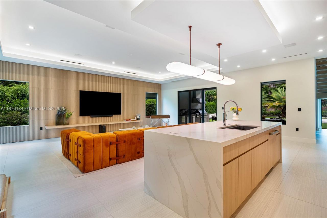 12820 SW 80th Ave, Pinecrest, FL 33156 Photo