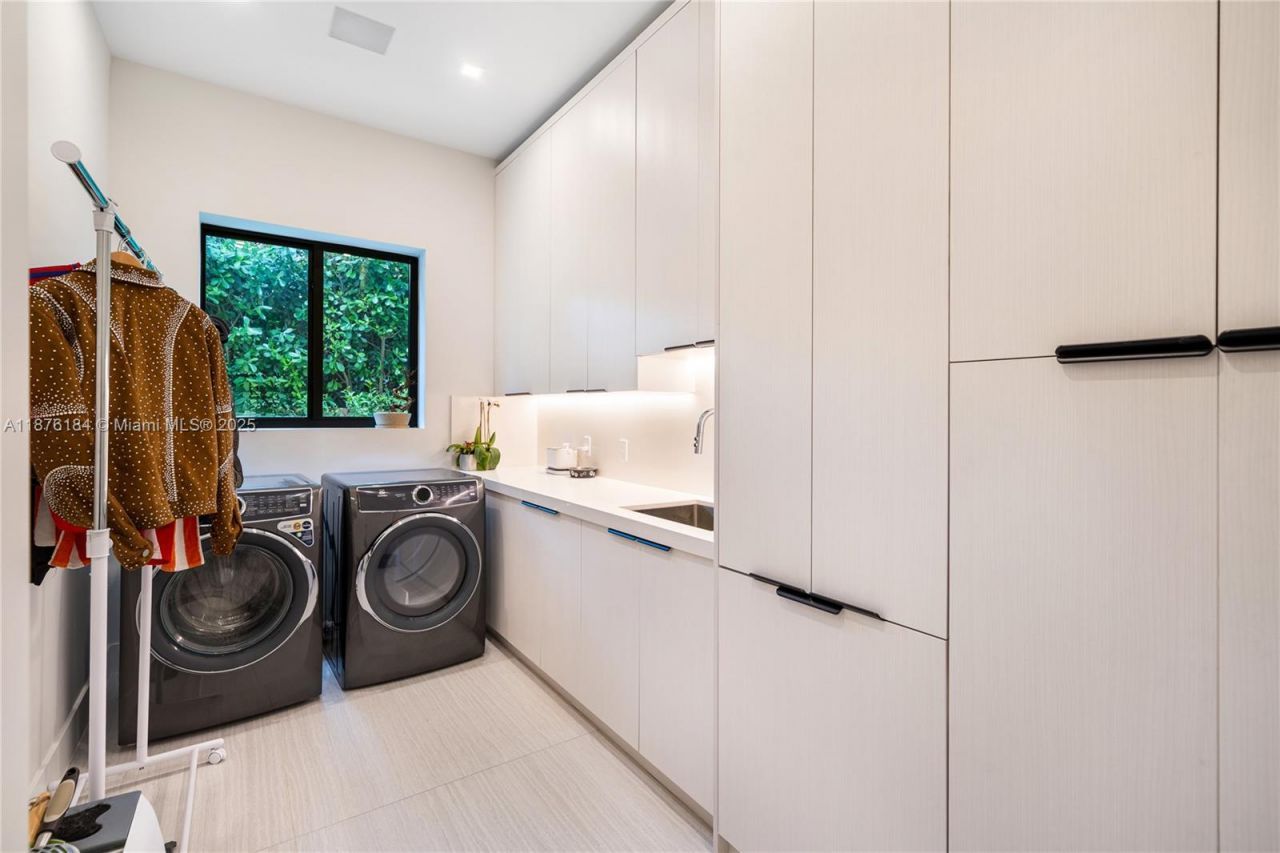 12820 SW 80th Ave, Pinecrest, FL 33156 Photo