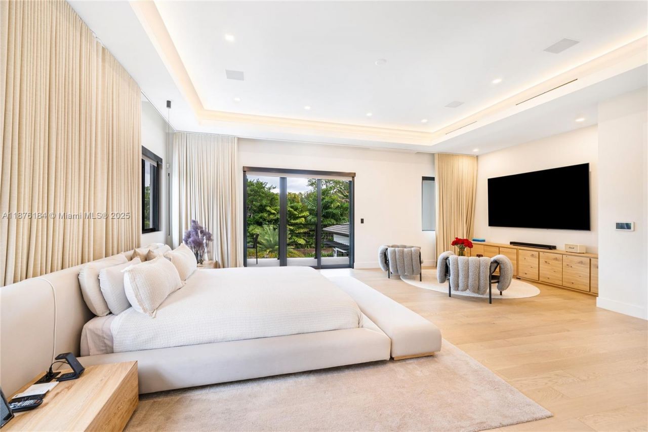 12820 SW 80th Ave, Pinecrest, FL 33156 Photo