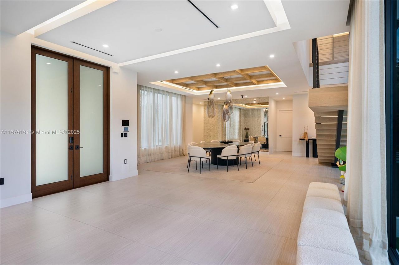 12820 SW 80th Ave, Pinecrest, FL 33156 Photo