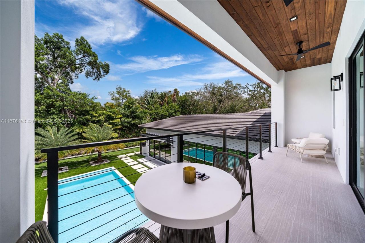 12820 SW 80th Ave, Pinecrest, FL 33156 Photo