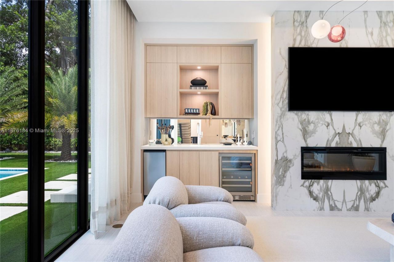 12820 SW 80th Ave, Pinecrest, FL 33156 Photo