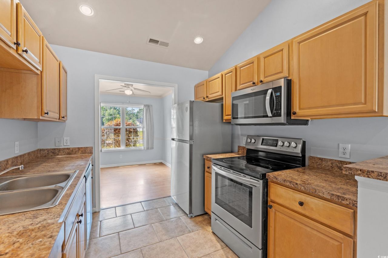 129 Ecum Secum Pl. Photo 10