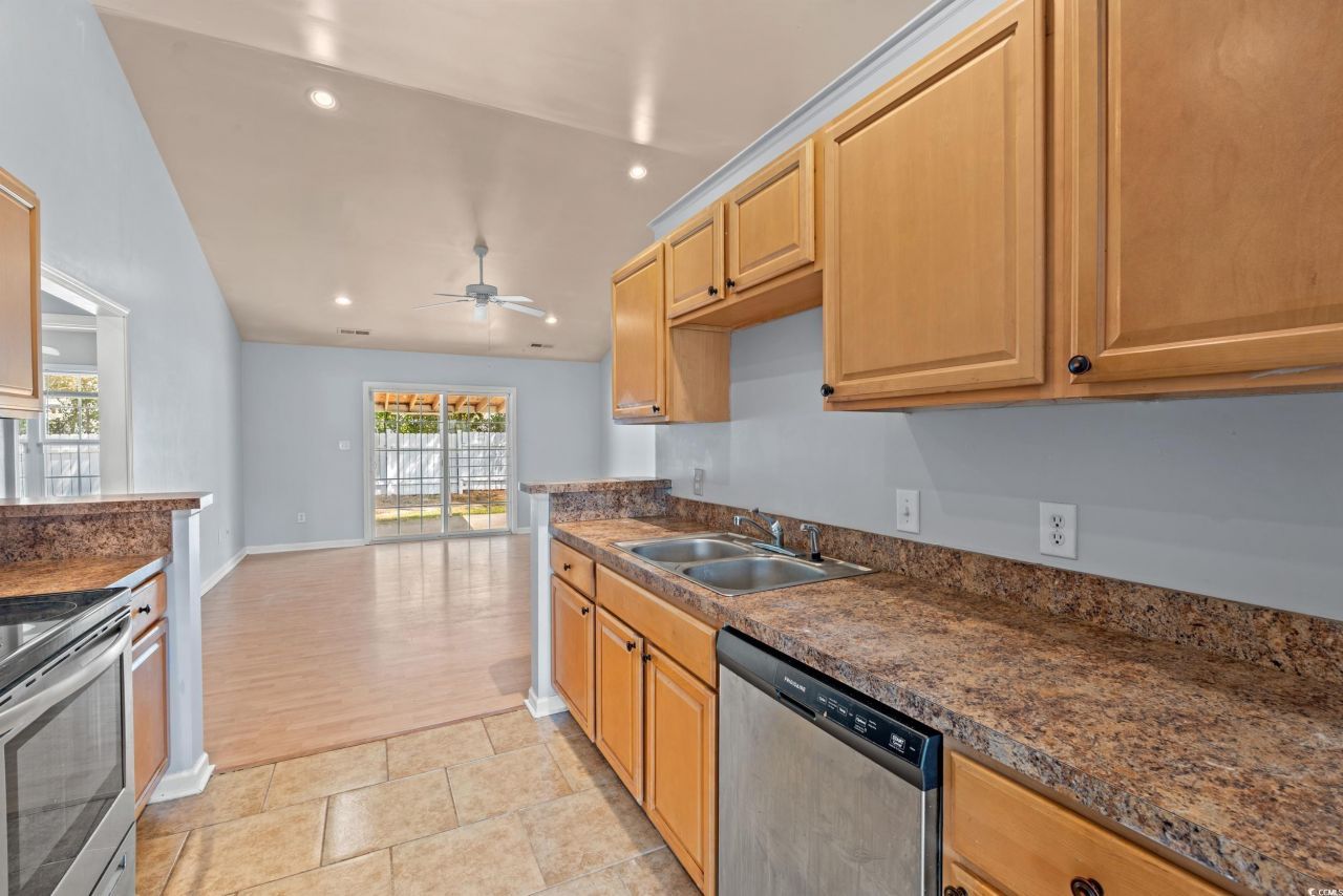 129 Ecum Secum Pl. Photo 11