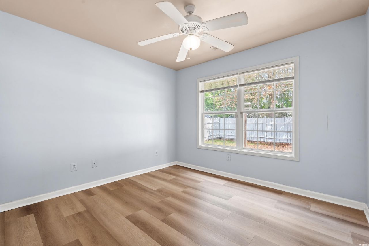 129 Ecum Secum Pl. Photo 22