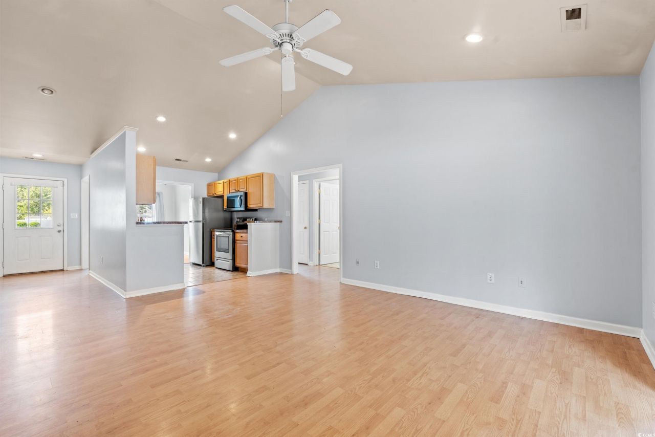 129 Ecum Secum Pl. Photo 7