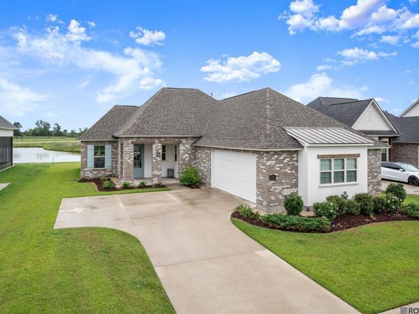 5207 White River Rd, Darrow, LA 70725