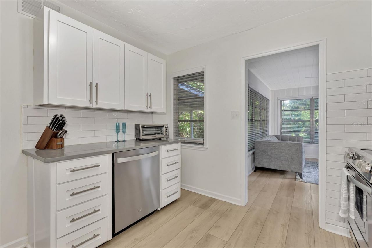 1726 Floyd Street, Sarasota, FL 34239 Photo