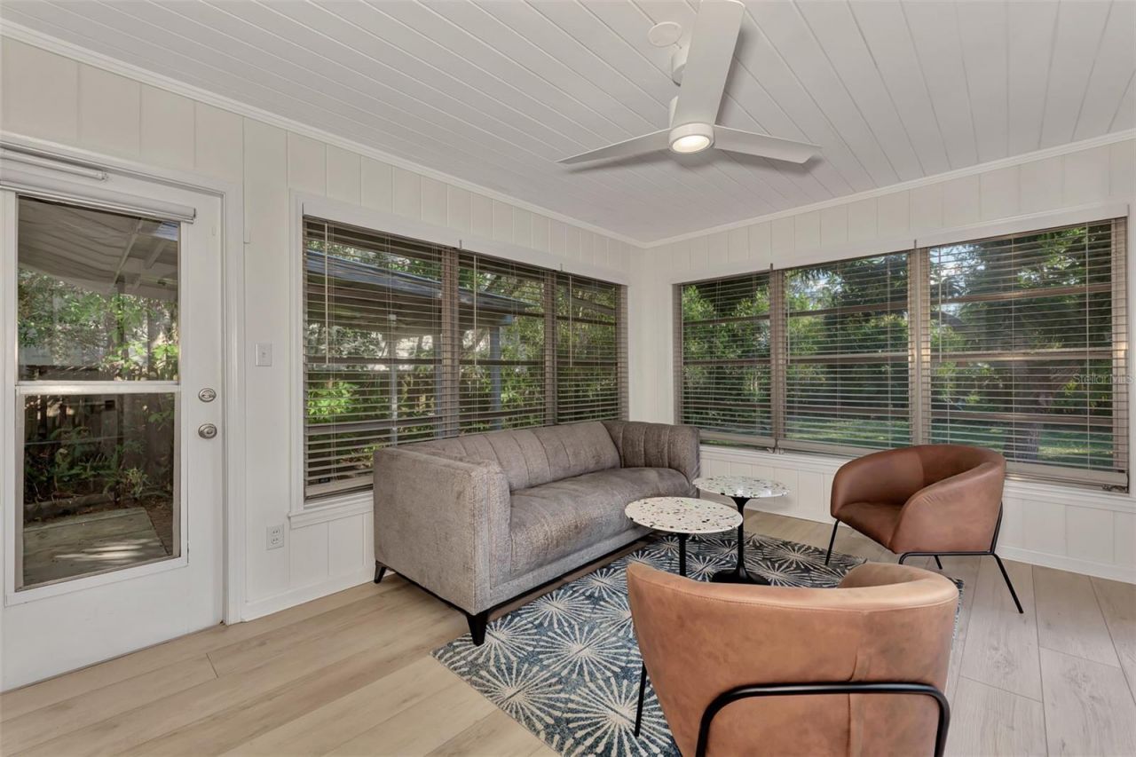 1726 Floyd Street, Sarasota, FL 34239 Photo