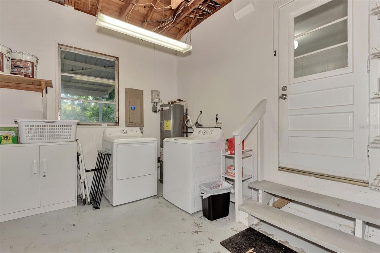 1726 Floyd Street, Sarasota, FL 34239 Photo