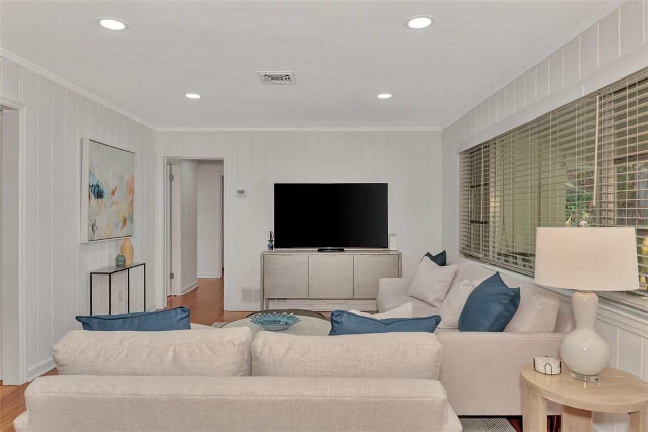 1726 Floyd Street, Sarasota, FL 34239 Photo