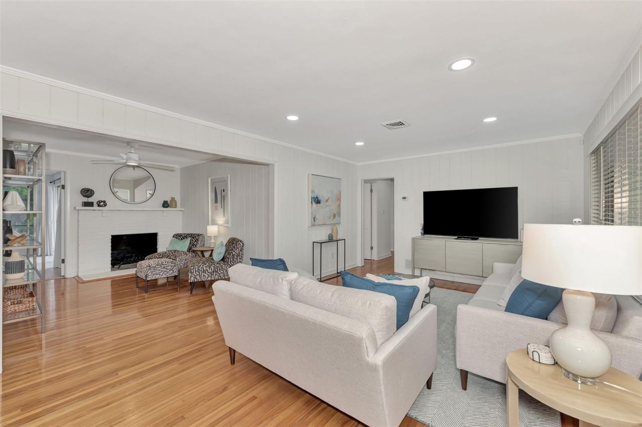 1726 Floyd Street, Sarasota, FL 34239 Photo