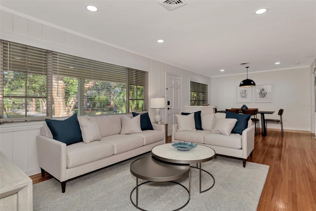 1726 Floyd Street, Sarasota, FL 34239 Photo