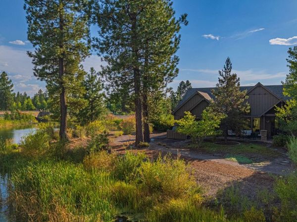 56508 Dancing Rock Loop, Unit 22, Bend, OR 97707