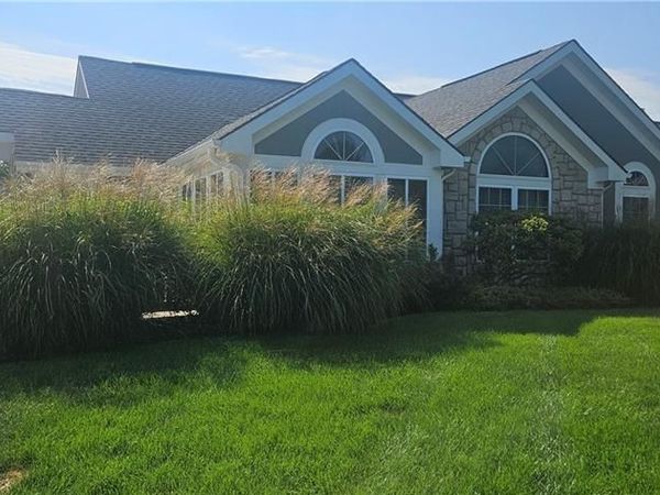 7134 Hedge Lane Terrace, Shawnee, KS 66227