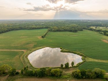 S Bonar Road, Creighton, MO 64739