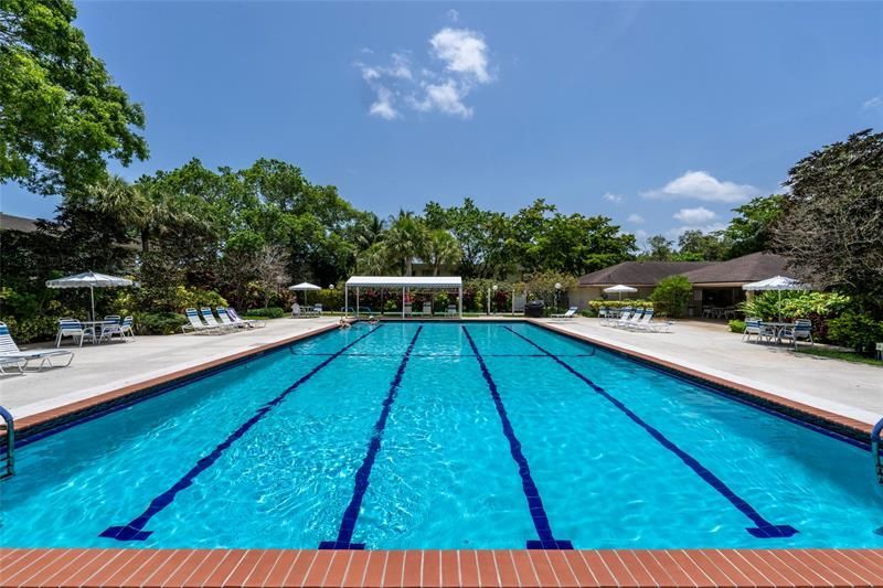 3960 Oaks Clubhouse Drive, Unit 312, Pompano Beach, FL 33069 Photo