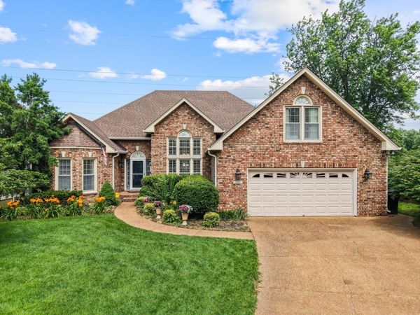 500 Forrest Park Cir, Franklin, TN 37064