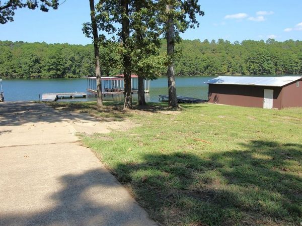 806 ARKRIDGE Circle, Hot Springs, AR 71913