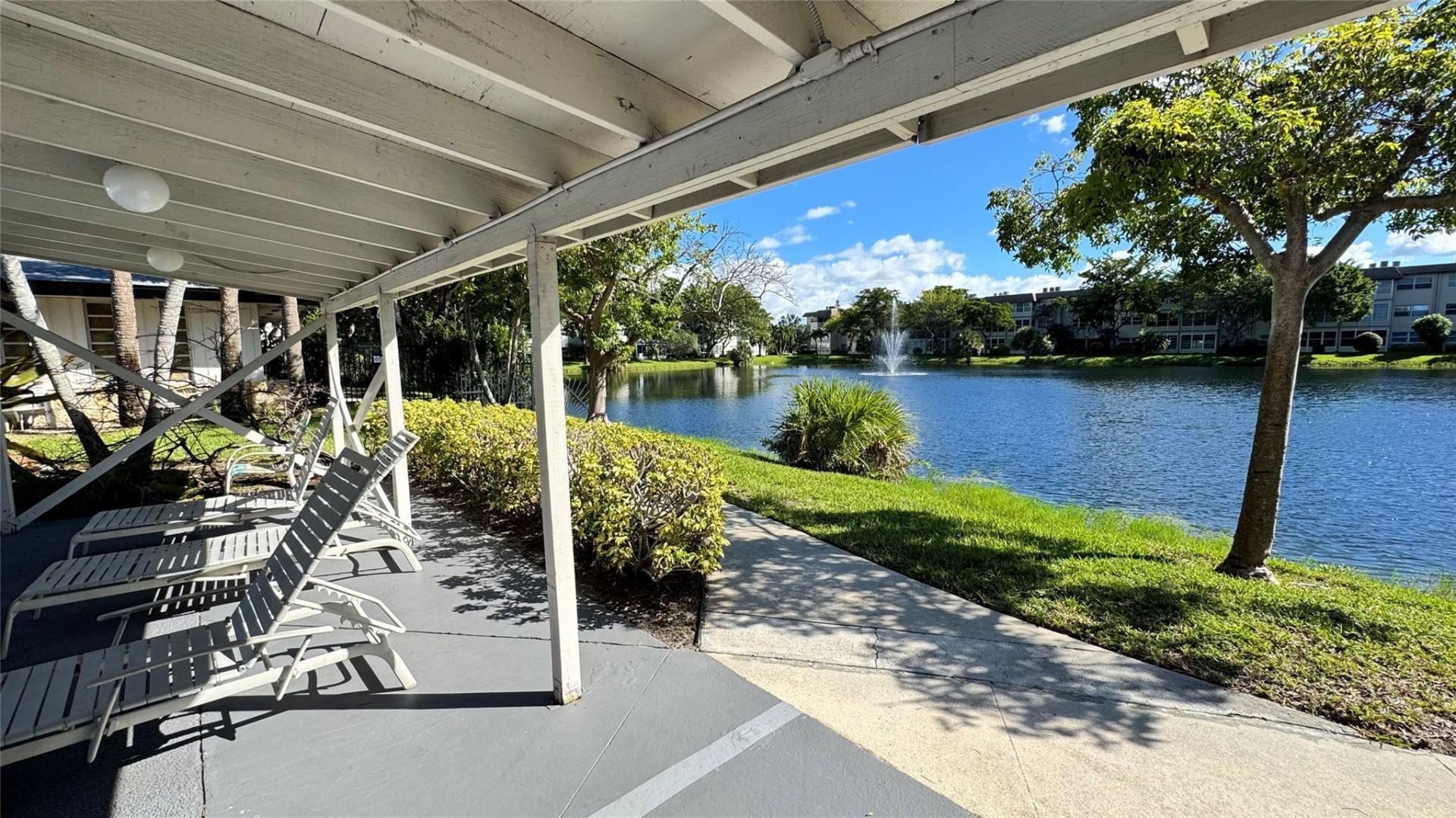 5103 NW 35th Street, Unit 606, Lauderdale Lakes, FL 33319 Photo