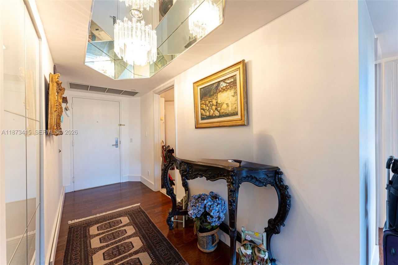 3640 Yacht Club Dr, Unit 305, Aventura, FL 33180 Photo