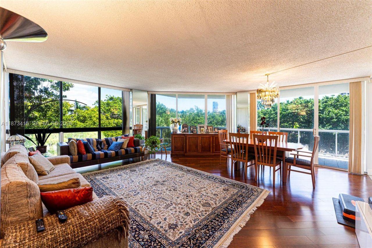 3640 Yacht Club Dr, Unit 305, Aventura, FL 33180 Photo