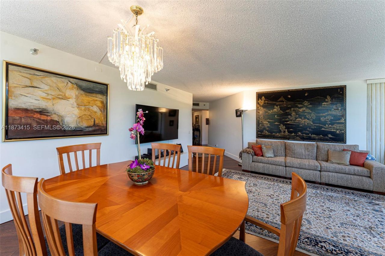 3640 Yacht Club Dr, Unit 305, Aventura, FL 33180 Photo