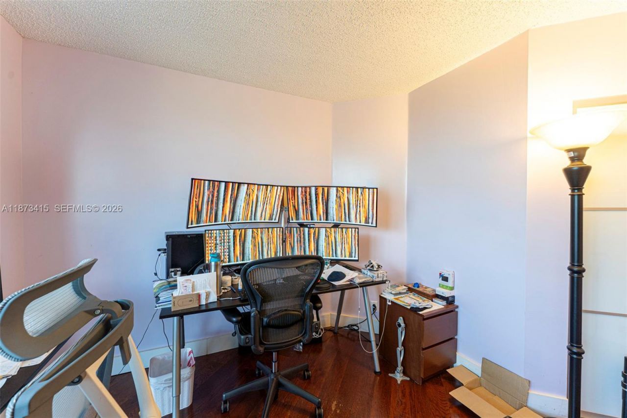 3640 Yacht Club Dr, Unit 305, Aventura, FL 33180 Photo