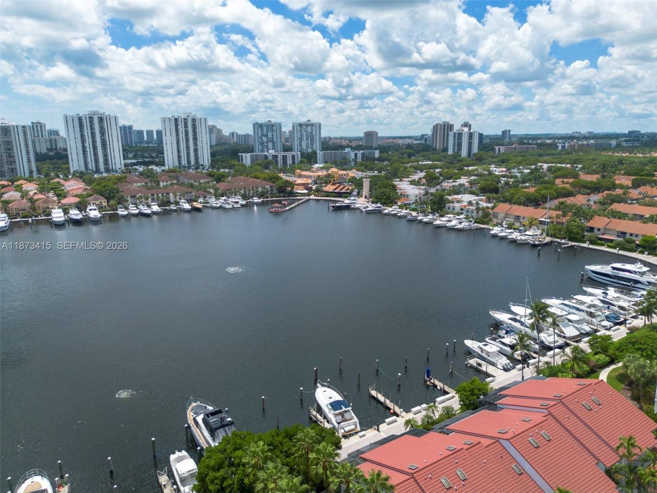 3640 Yacht Club Dr, Unit 305, Aventura, FL 33180 Photo