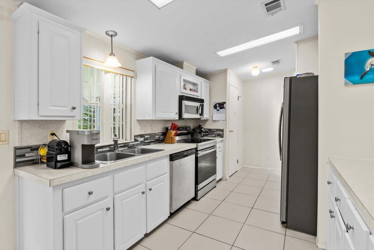 3304 Red Tailed Hawk Drive, Port Saint Lucie, FL 34952 Photo