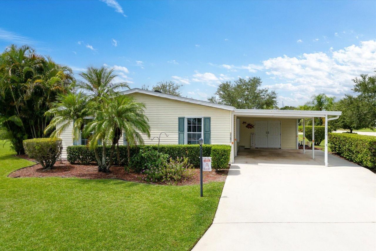 3304 Red Tailed Hawk Drive, Port Saint Lucie, FL 34952 Photo