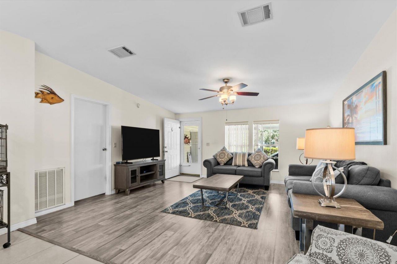 3304 Red Tailed Hawk Drive, Port Saint Lucie, FL 34952 Photo