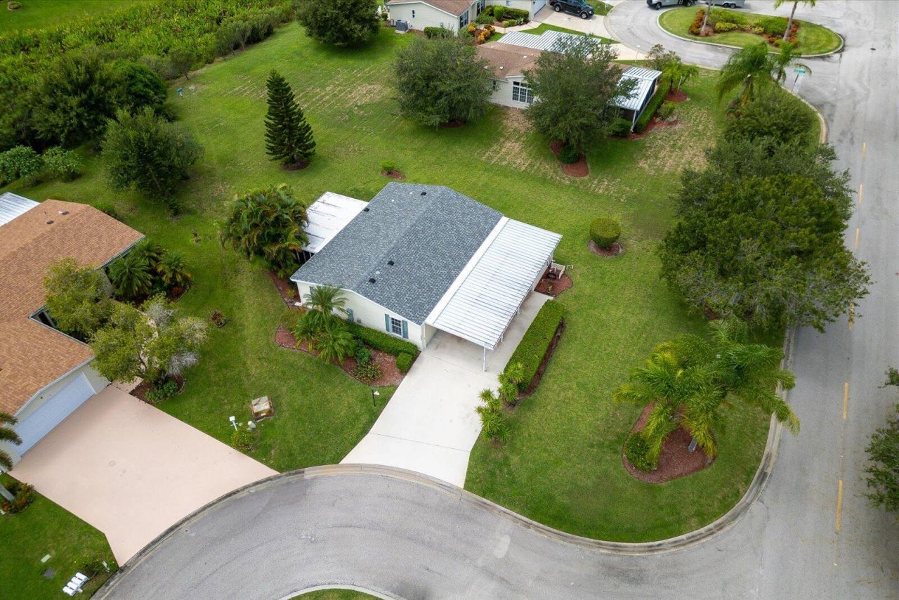 3304 Red Tailed Hawk Drive, Port Saint Lucie, FL 34952 Photo