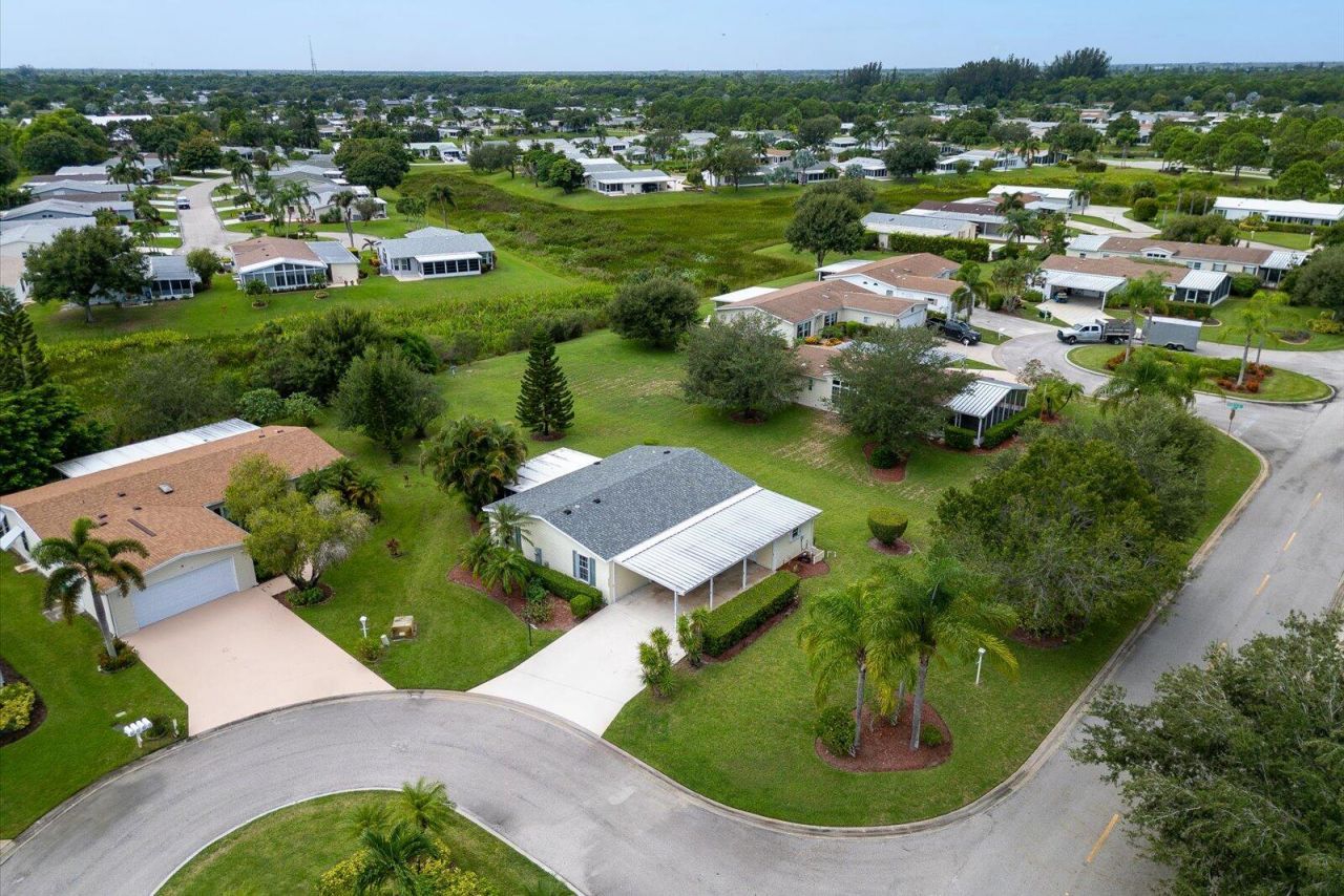3304 Red Tailed Hawk Drive, Port Saint Lucie, FL 34952 Photo