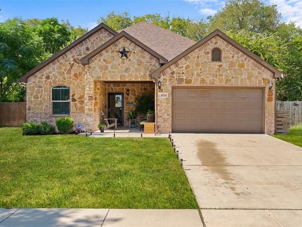 4516 Wiman Drive, Fort Worth, TX 76119