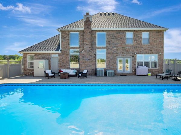 957 E 477th Road , Bolivar, MO 65613