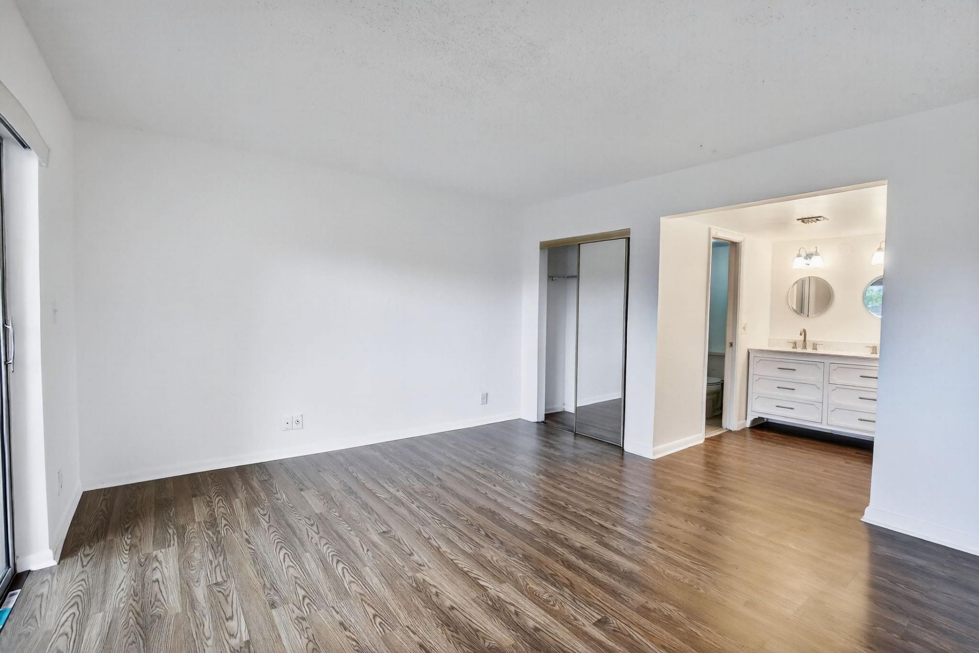 3905 N Nob Hill Road, Unit 201, Sunrise, FL 33351 Photo