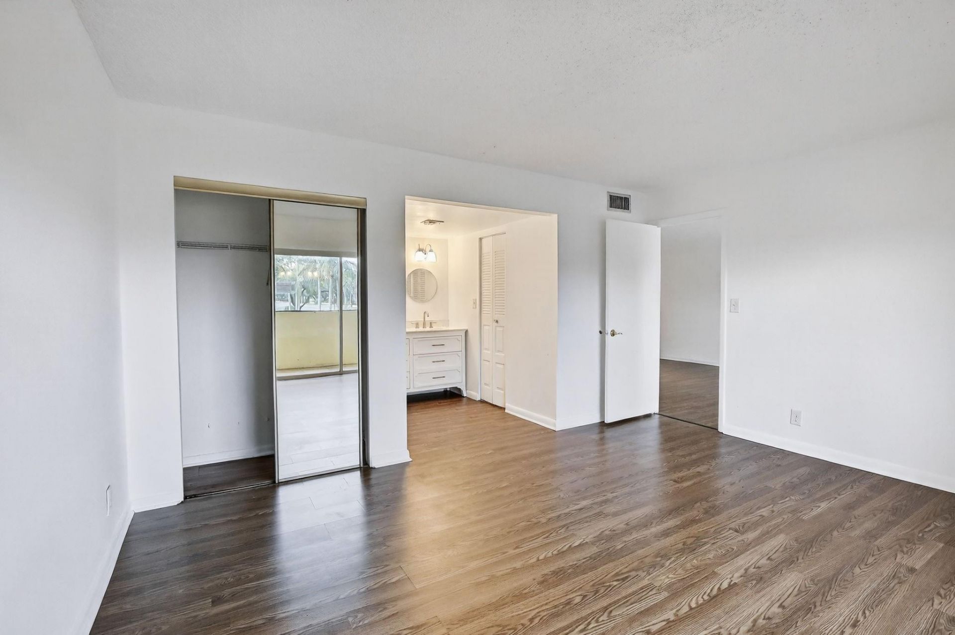 3905 N Nob Hill Road, Unit 201, Sunrise, FL 33351 Photo