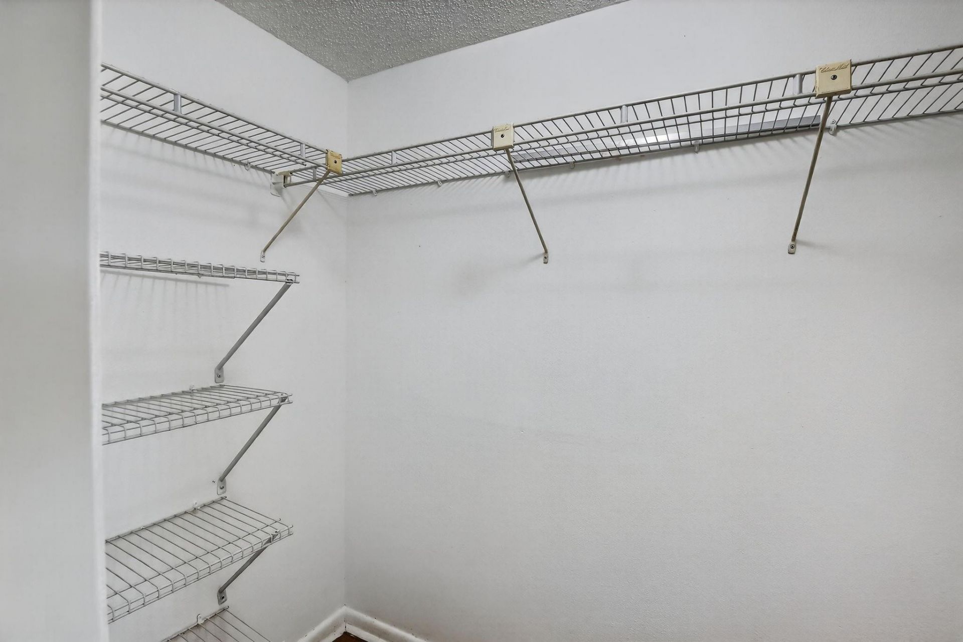 3905 N Nob Hill Road, Unit 201, Sunrise, FL 33351 Photo