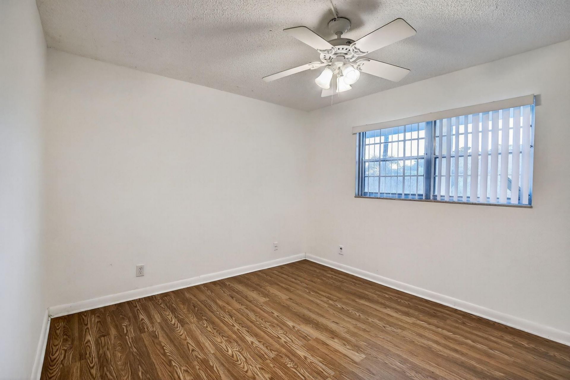 3905 N Nob Hill Road, Unit 201, Sunrise, FL 33351 Photo